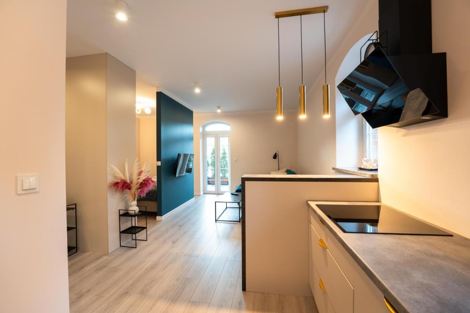 Apartament Smile - Z Prywatnym Monitorowanym Parkingiem By Spaceapart Jelenia Gora Bagian luar foto