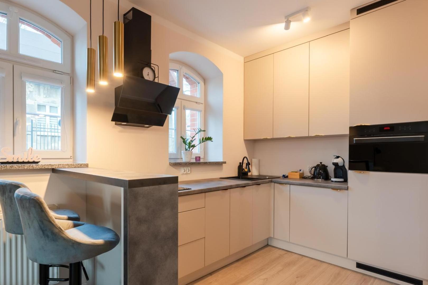 Apartament Smile - Z Prywatnym Monitorowanym Parkingiem By Spaceapart Jelenia Gora Bagian luar foto
